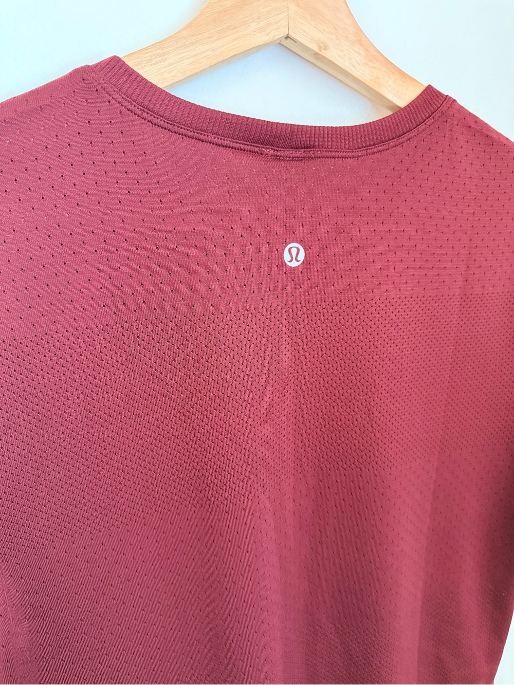 lululemon Swiftly Perforated Stripe Short-Sleeve Shirt - Picture 4 of 6